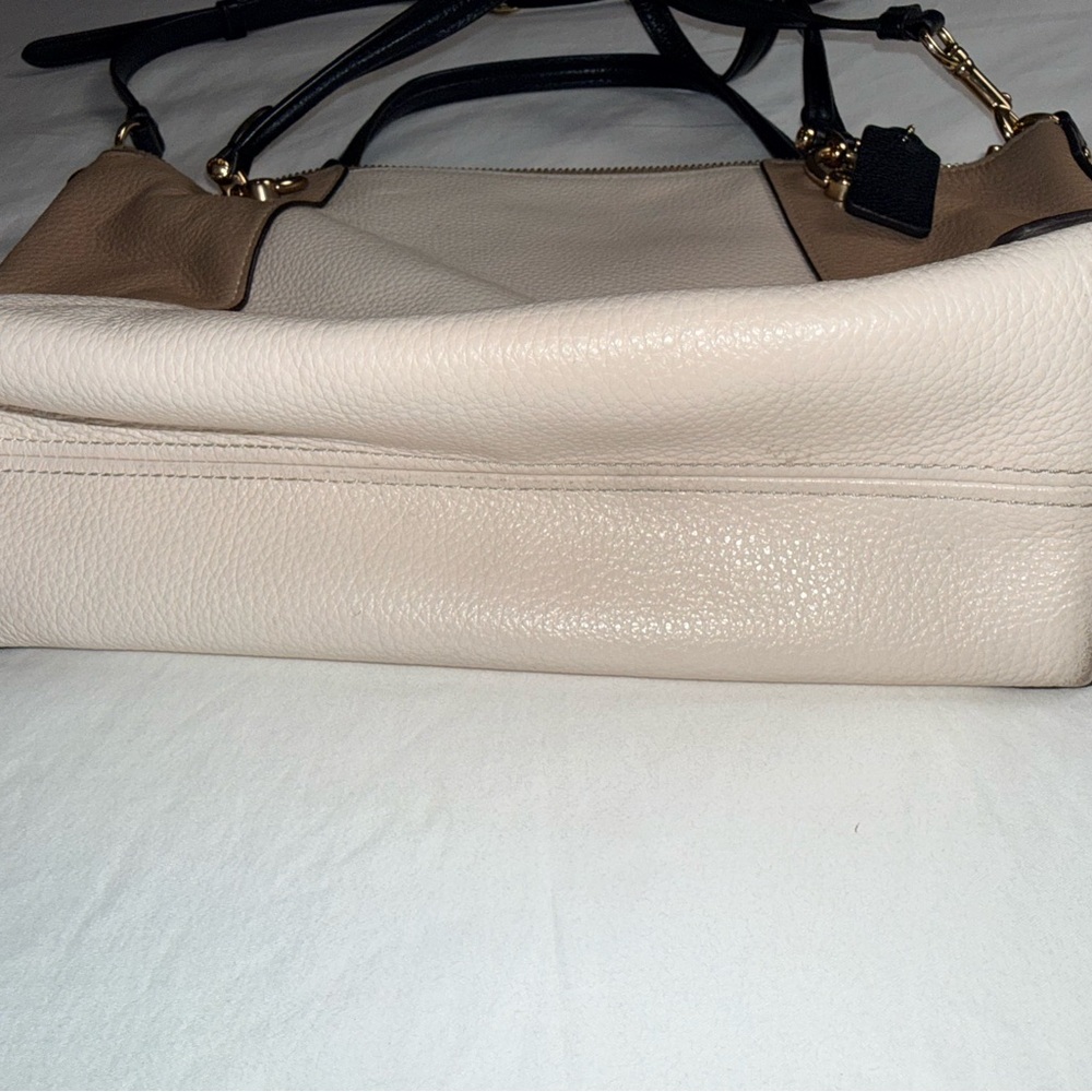 Coach Women's Black, Tan, and Cream Crossbody Bag - Picture 3 of 7